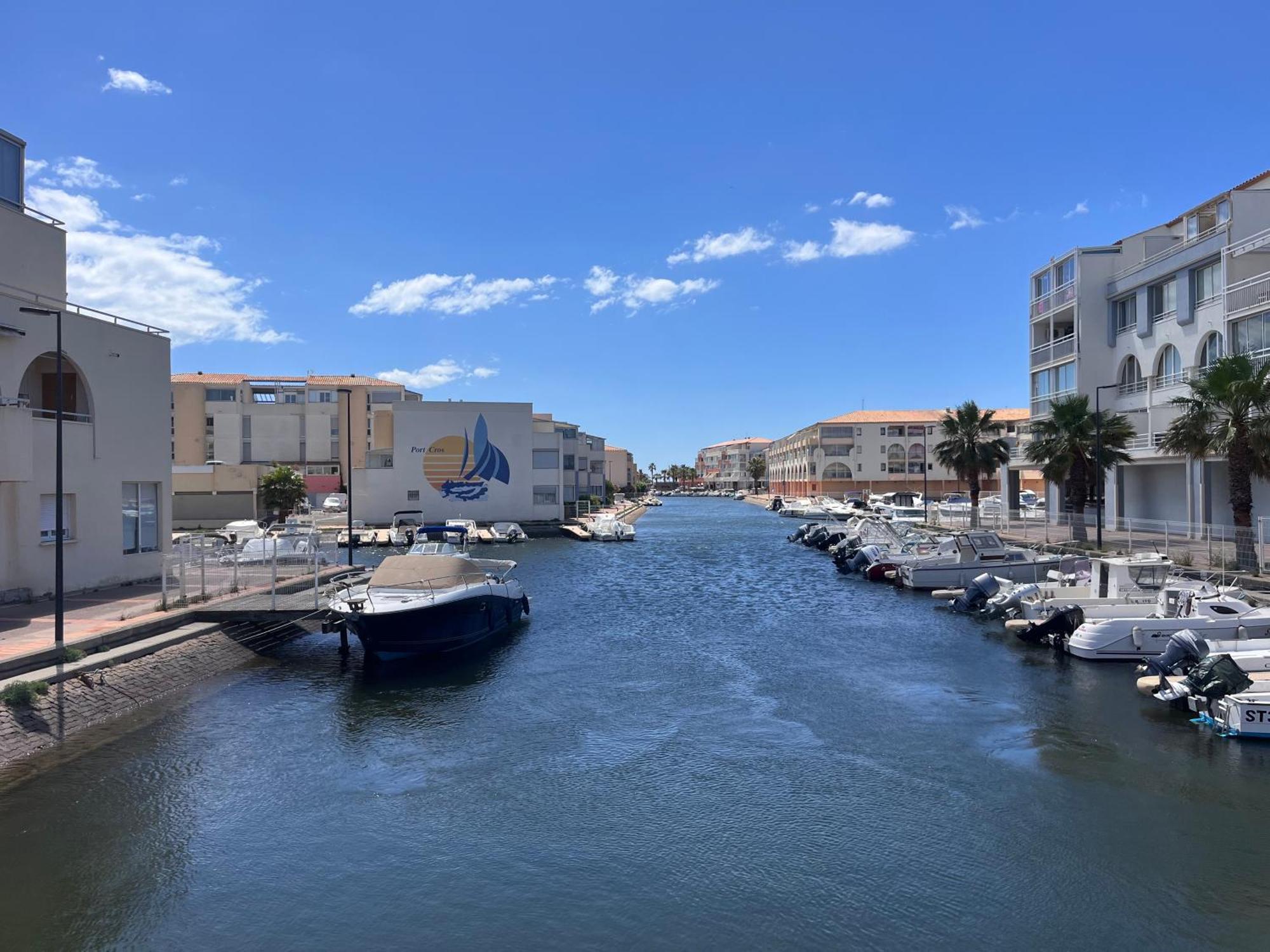 Apartment Votre Pied-a-terre En Bord De Sete